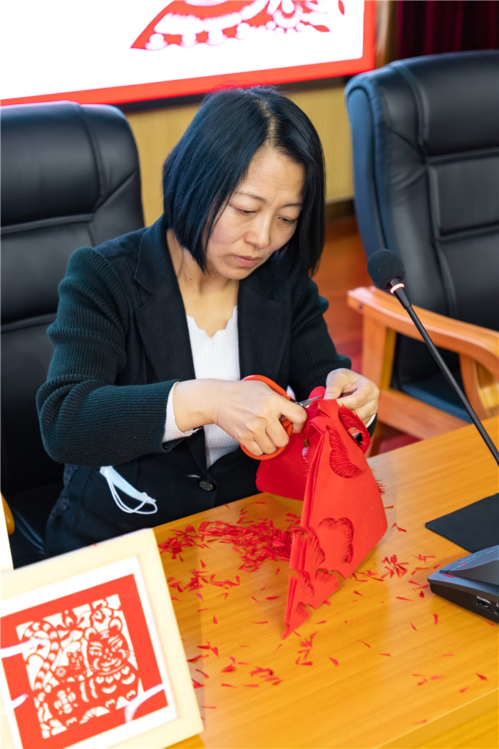 圖片2.jpg 圖片2.jpg