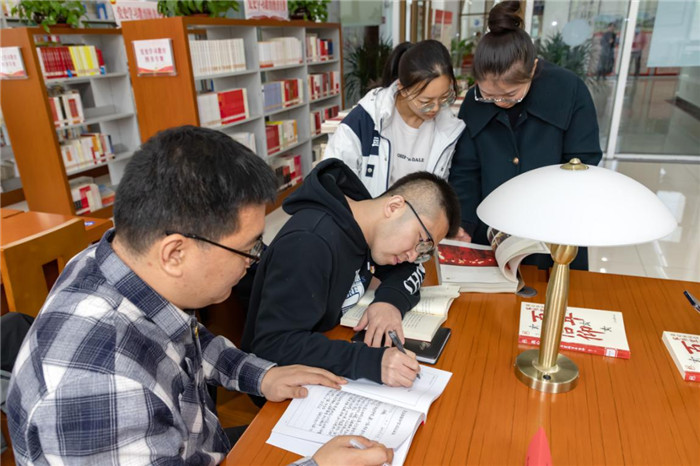 圖片2.jpg 圖片2.jpg